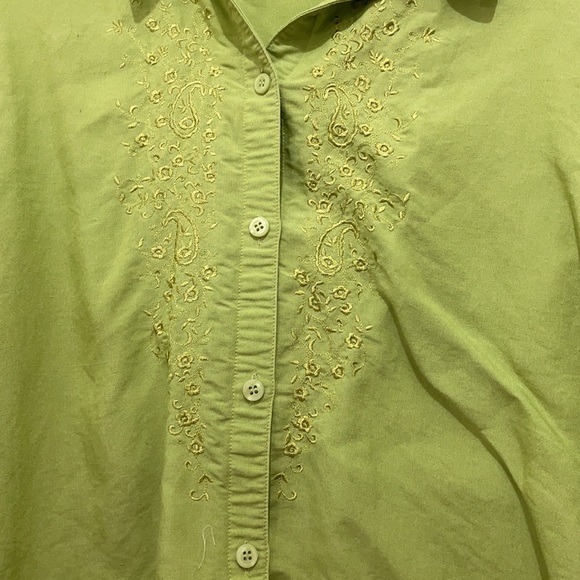 Vintage Emma James linen look shirt with embroidered detailing. Size 24W - Picture 2 of 6